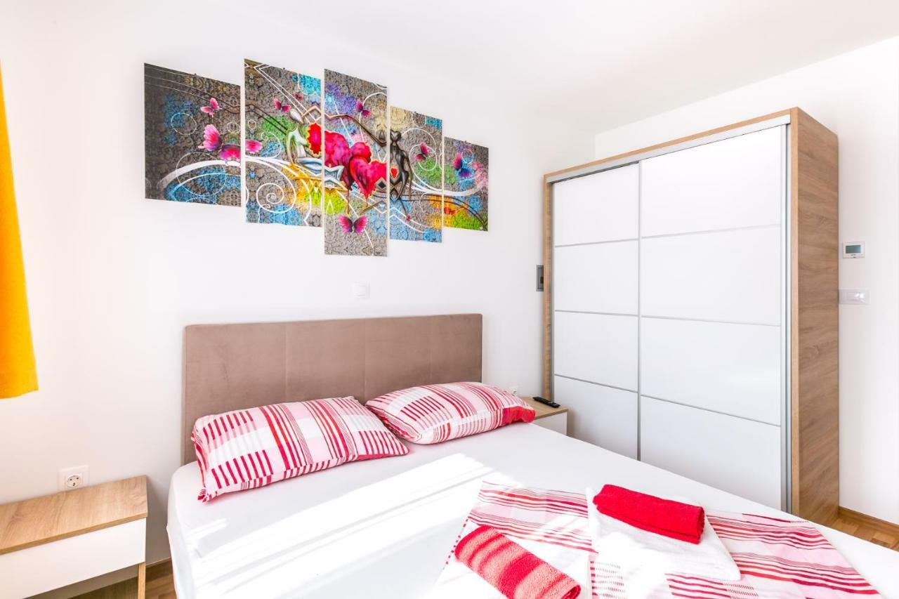 Dragan K2 Hotel Medulin Kültér fotó